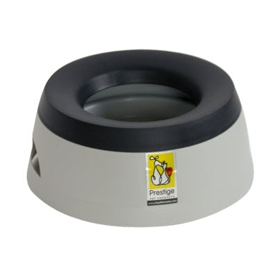 Road Refresher In Bewegung Grau